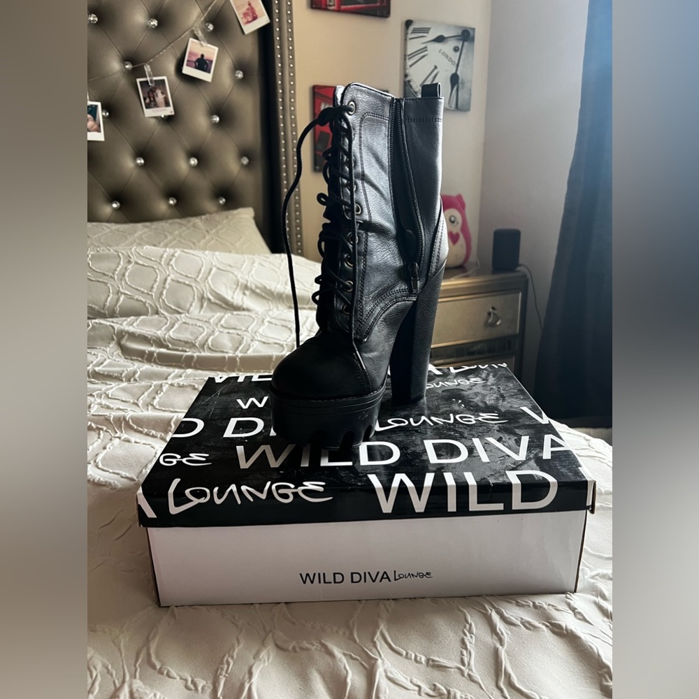 Wild Diva Lounge Heeled Boots